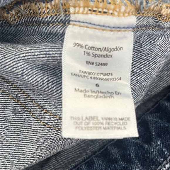 Stylish Blue Denim Jeans - Picture 4 of 5